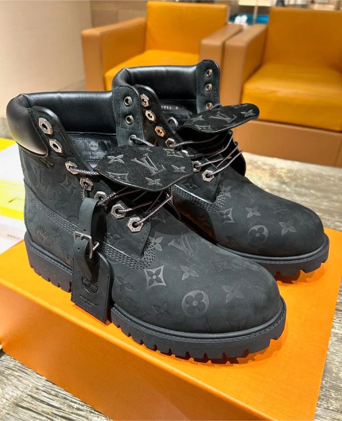 Louis Vuitton x Timberland Boots - Black image indicator(2)