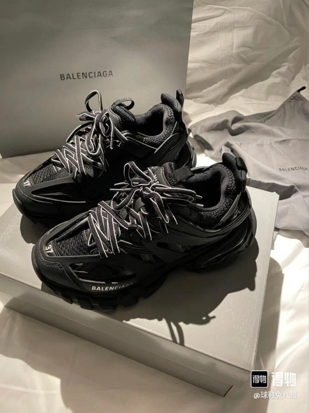 Balenciaga Track Sneakers thumbnail