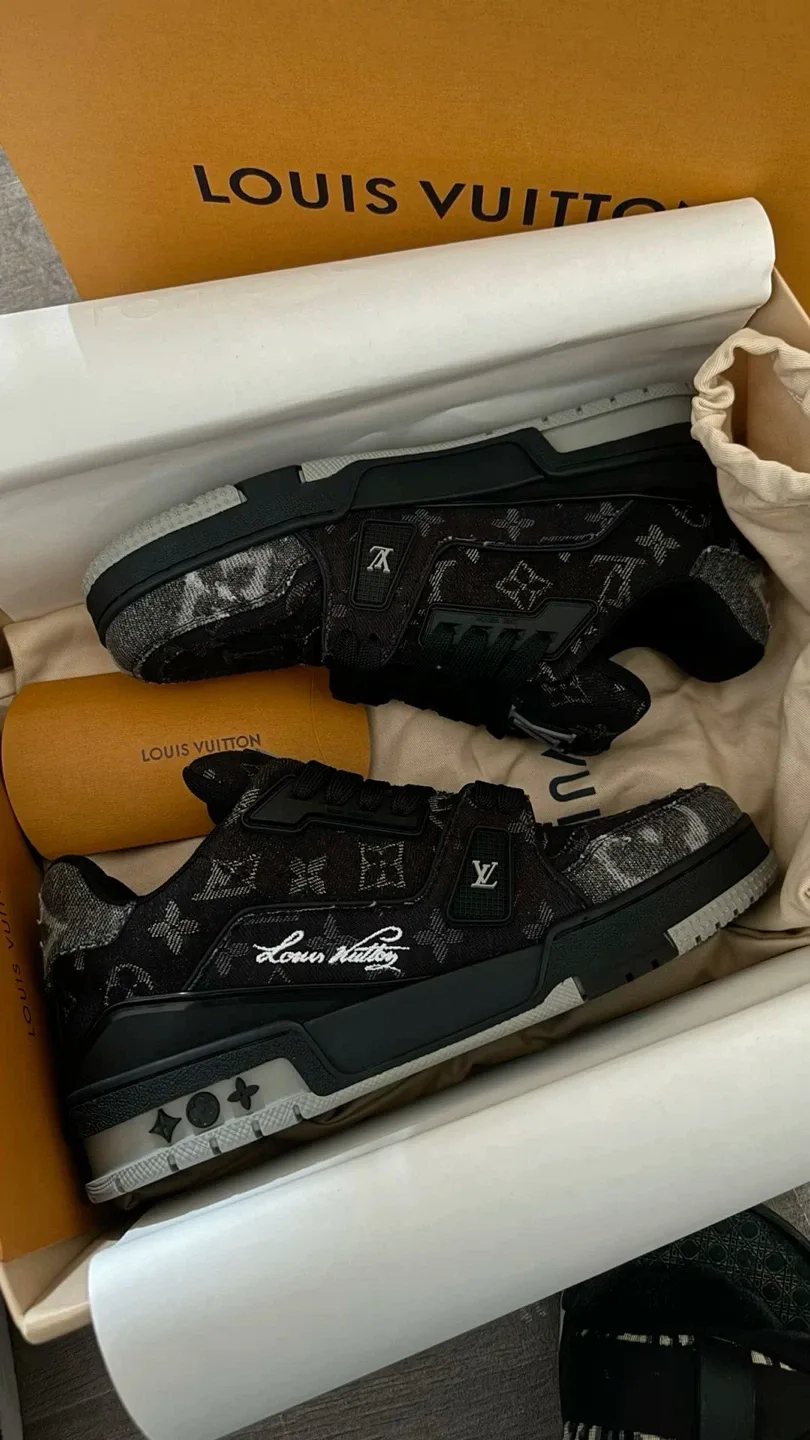 Louis Vuitton LV Trainer Denim Sneakers thumbnail