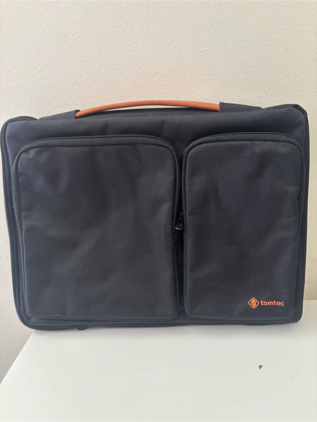 tomtoc Laptop Bag image indicator(2)