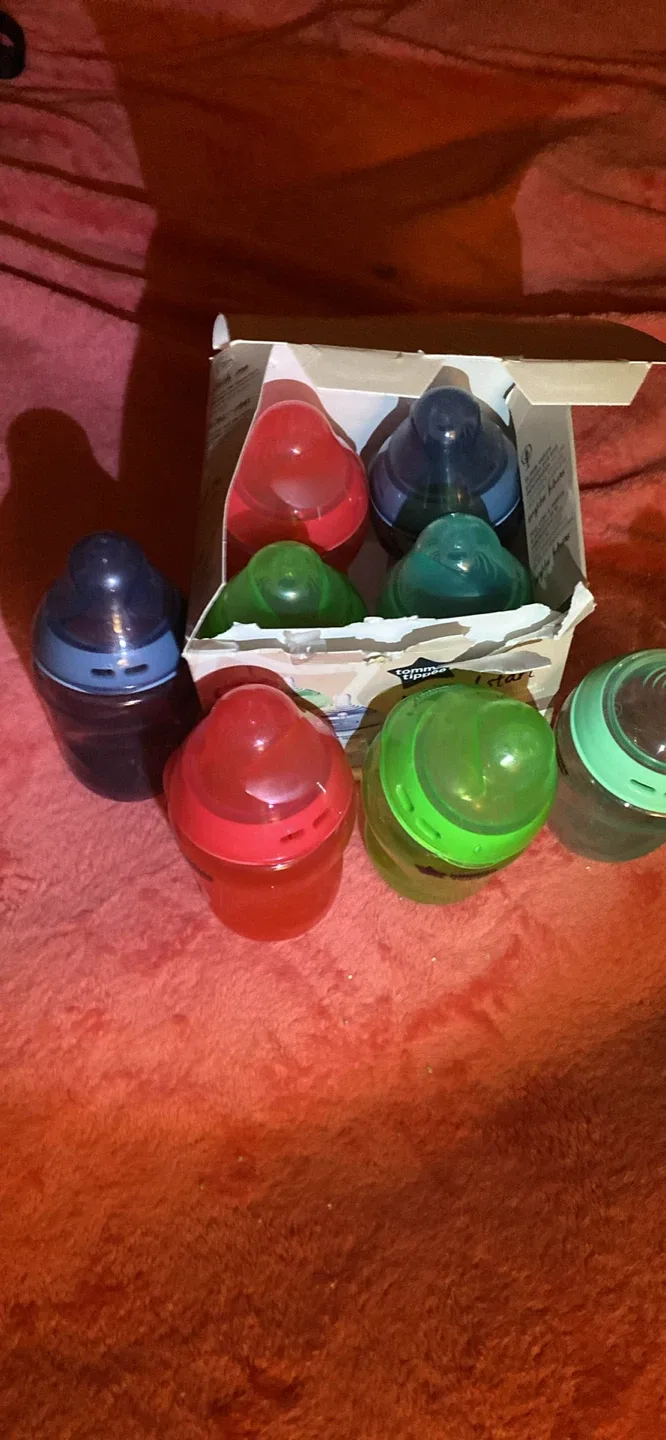 Tommee Tippee Natural Start Baby Bottles, 4x 260ml image indicator(4)