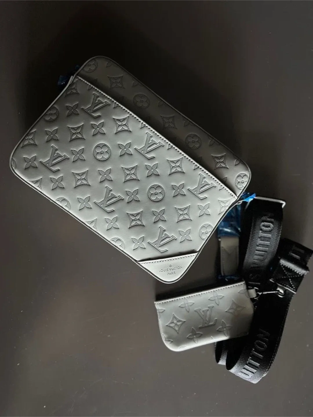 Louis Vuitton Taurillon Monogram Shadow Messenger image indicator(2)