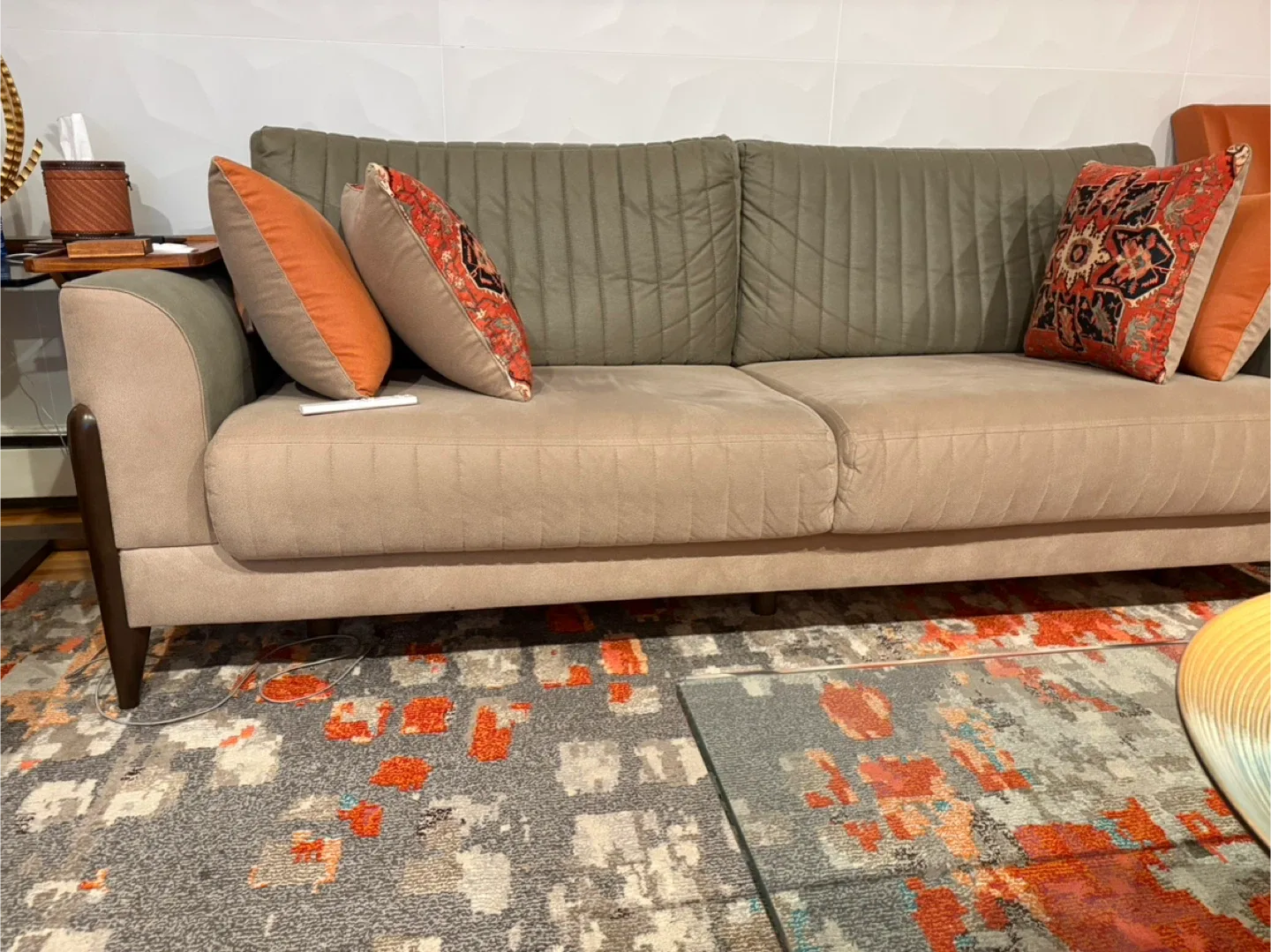 Living Room Set: Sofas, Rug, Coffee Table, End Table image indicator(4)