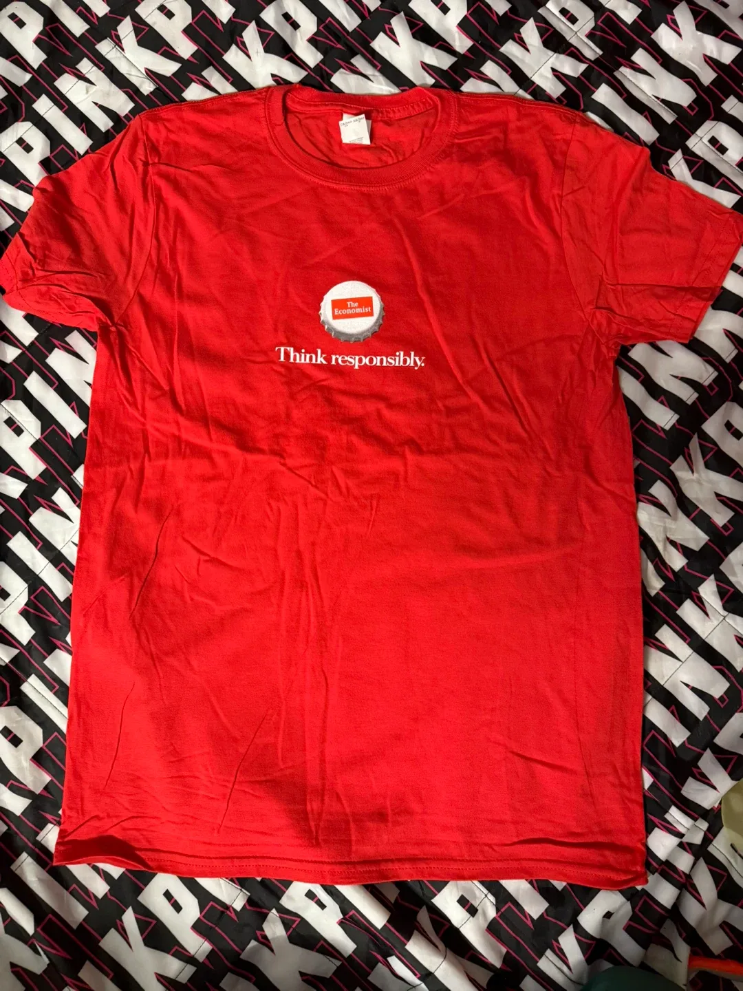 The Economist Red T-Shirt size M thumbnail