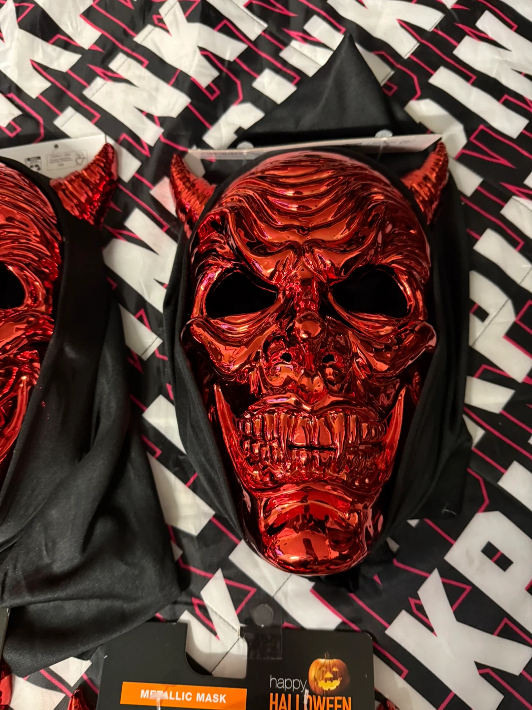 Red Metallic Devil Mask Halloween - photo 2