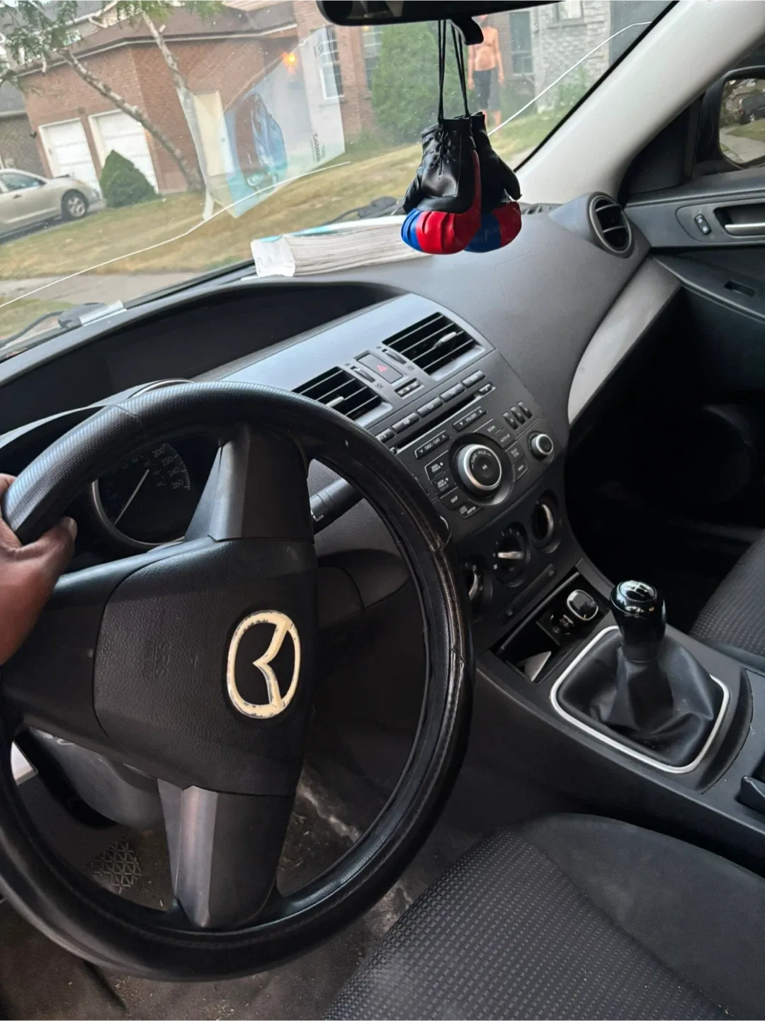 2012 Mazda MAZDA3 image indicator(2)