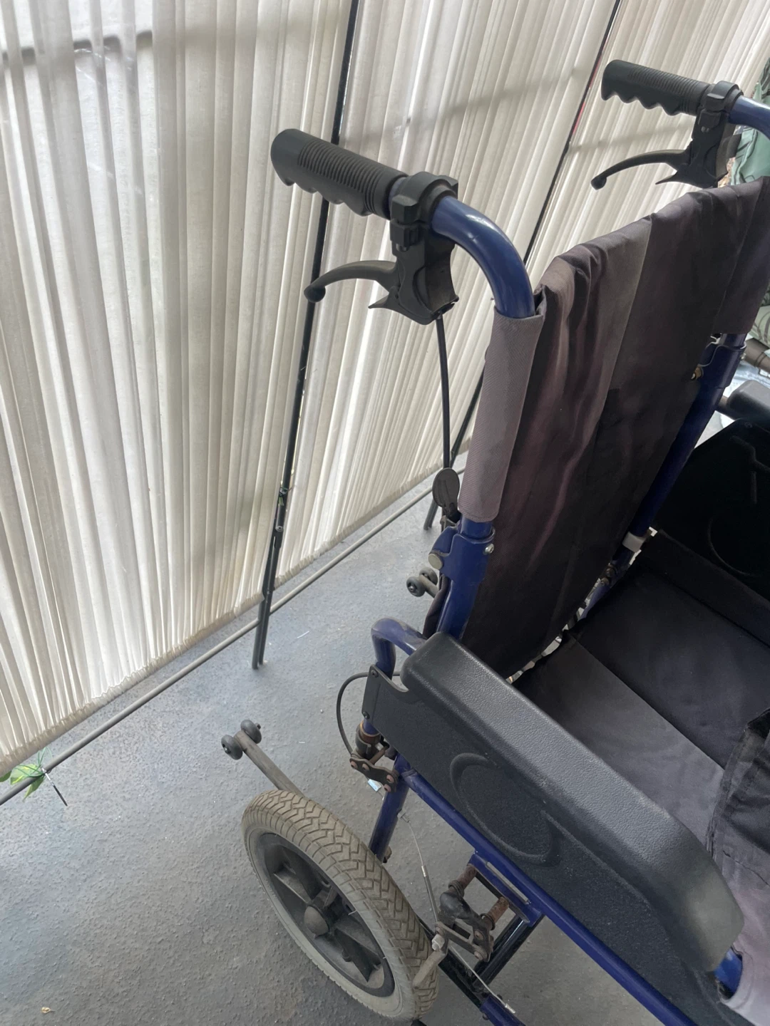 Blue Foldable Wheelchair - photo 3