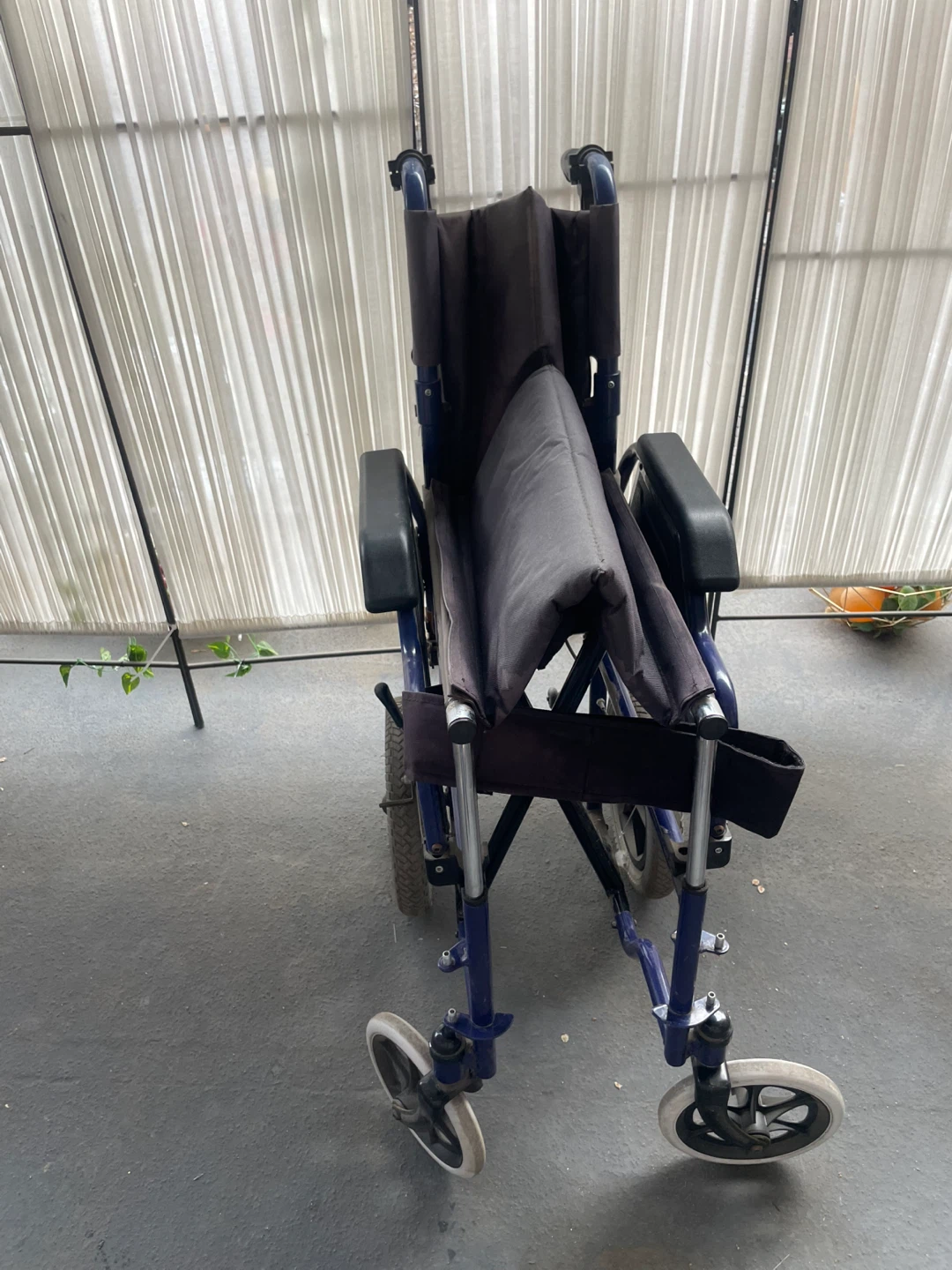Blue Foldable Wheelchair - photo 4