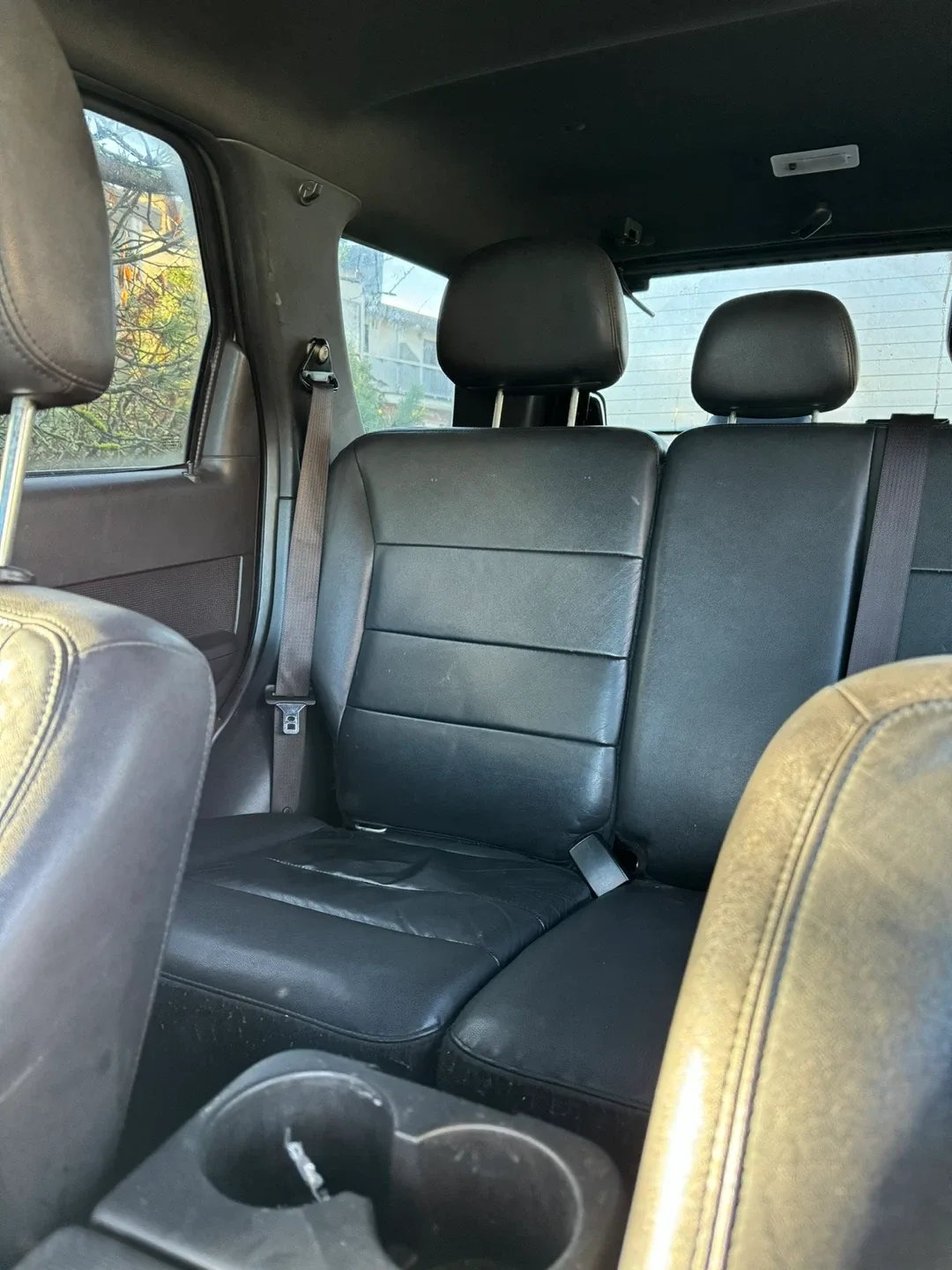 Ford Escape SUV image indicator(9)