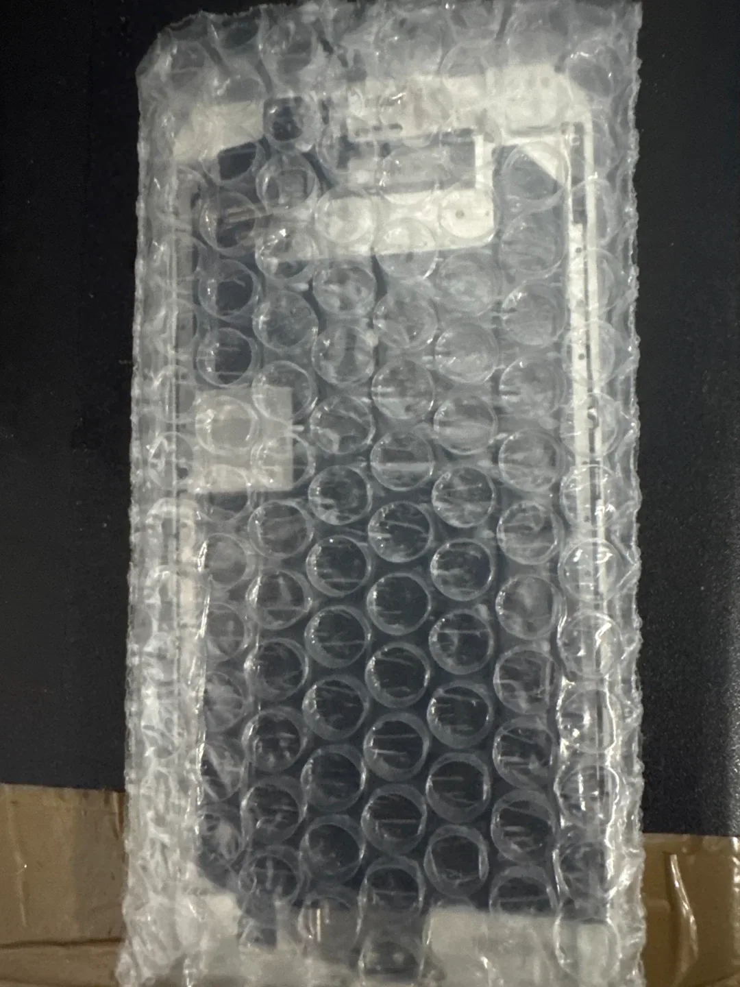 iPhone 6s LCD Screen Replacement - White image indicator(3)