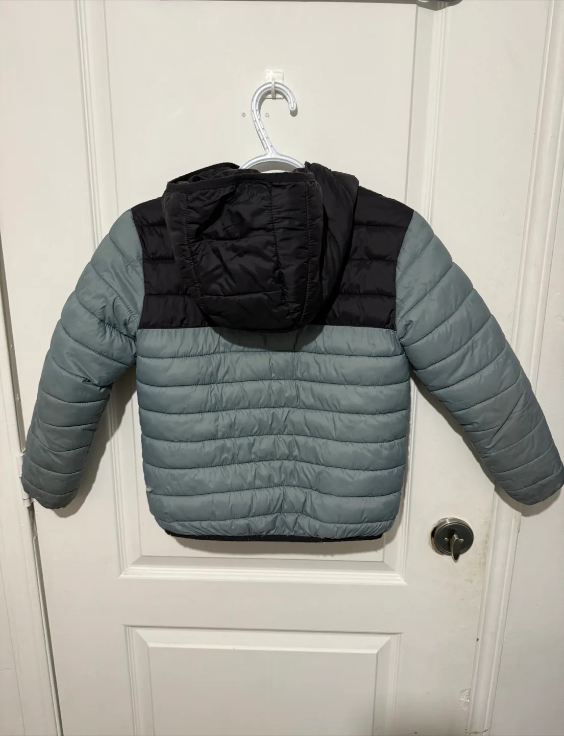 George Puffer Jacket - Size M (7-8) image indicator(3)