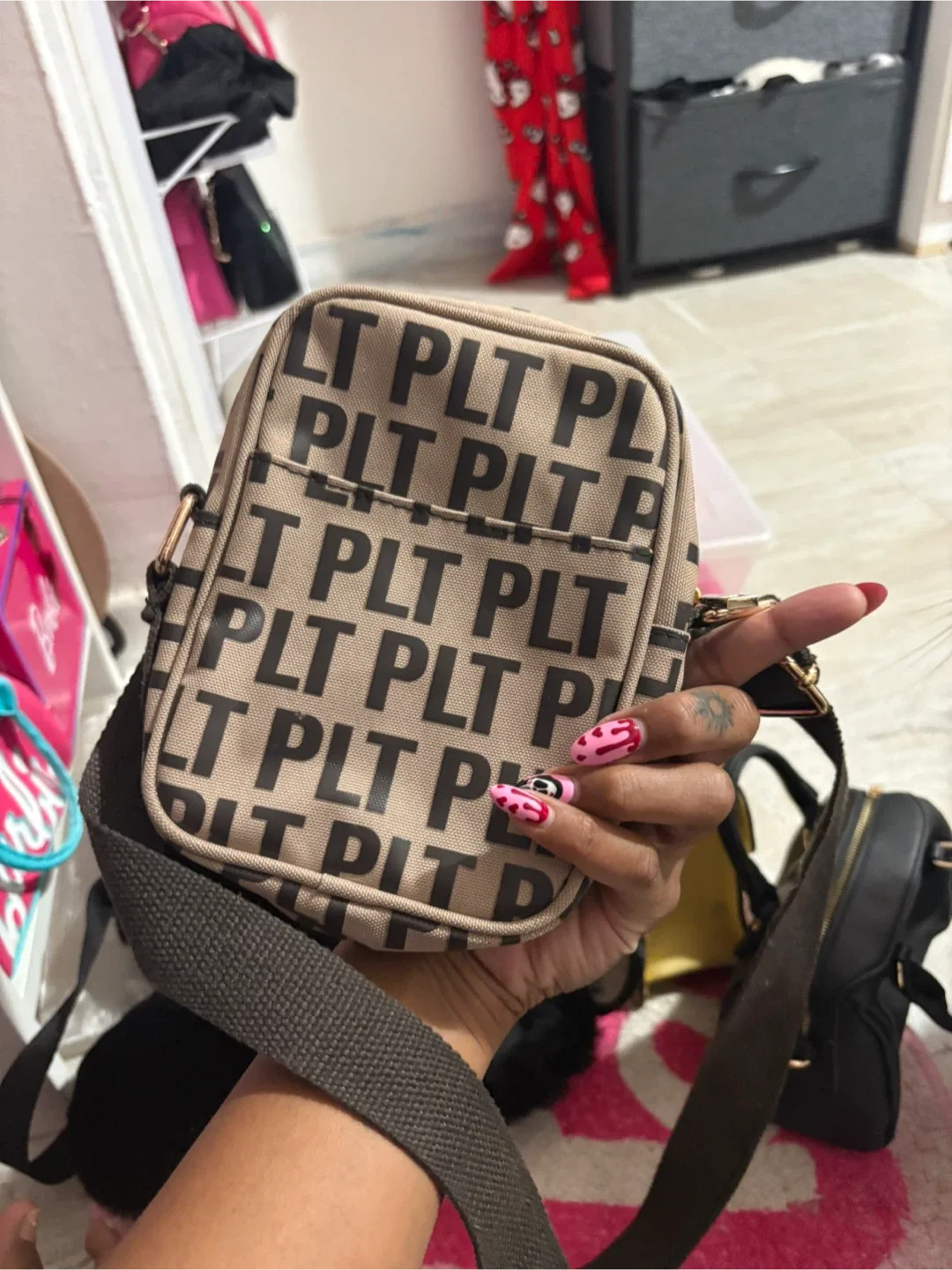 PLT Crossbody Bag image indicator(3)