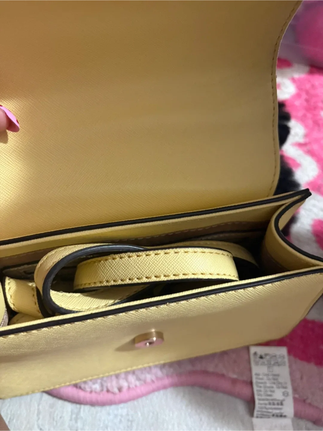 Guess Los Angeles Yellow Handbag image indicator(9)