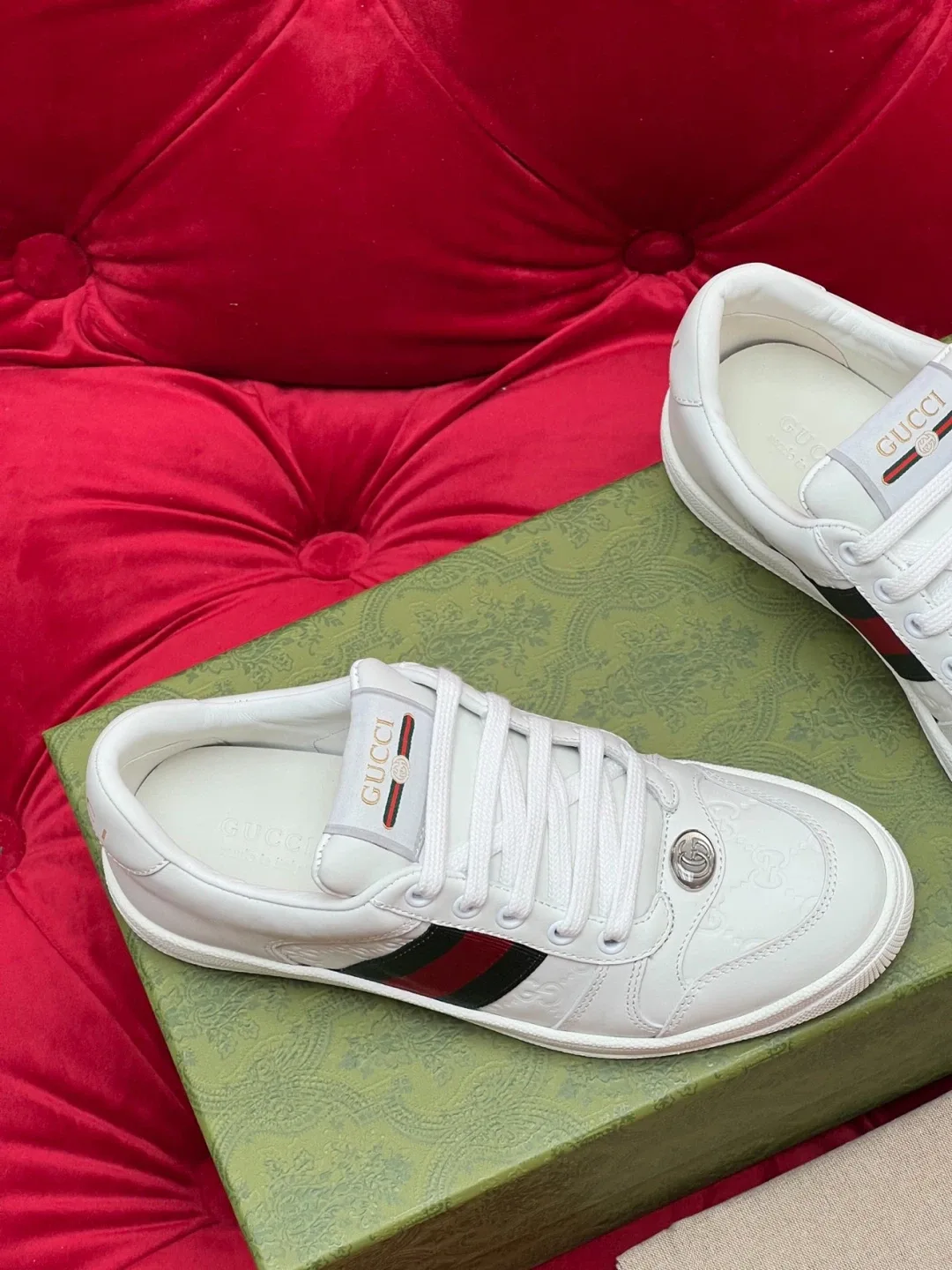 Gucci White Leather Sneakers image indicator(3)