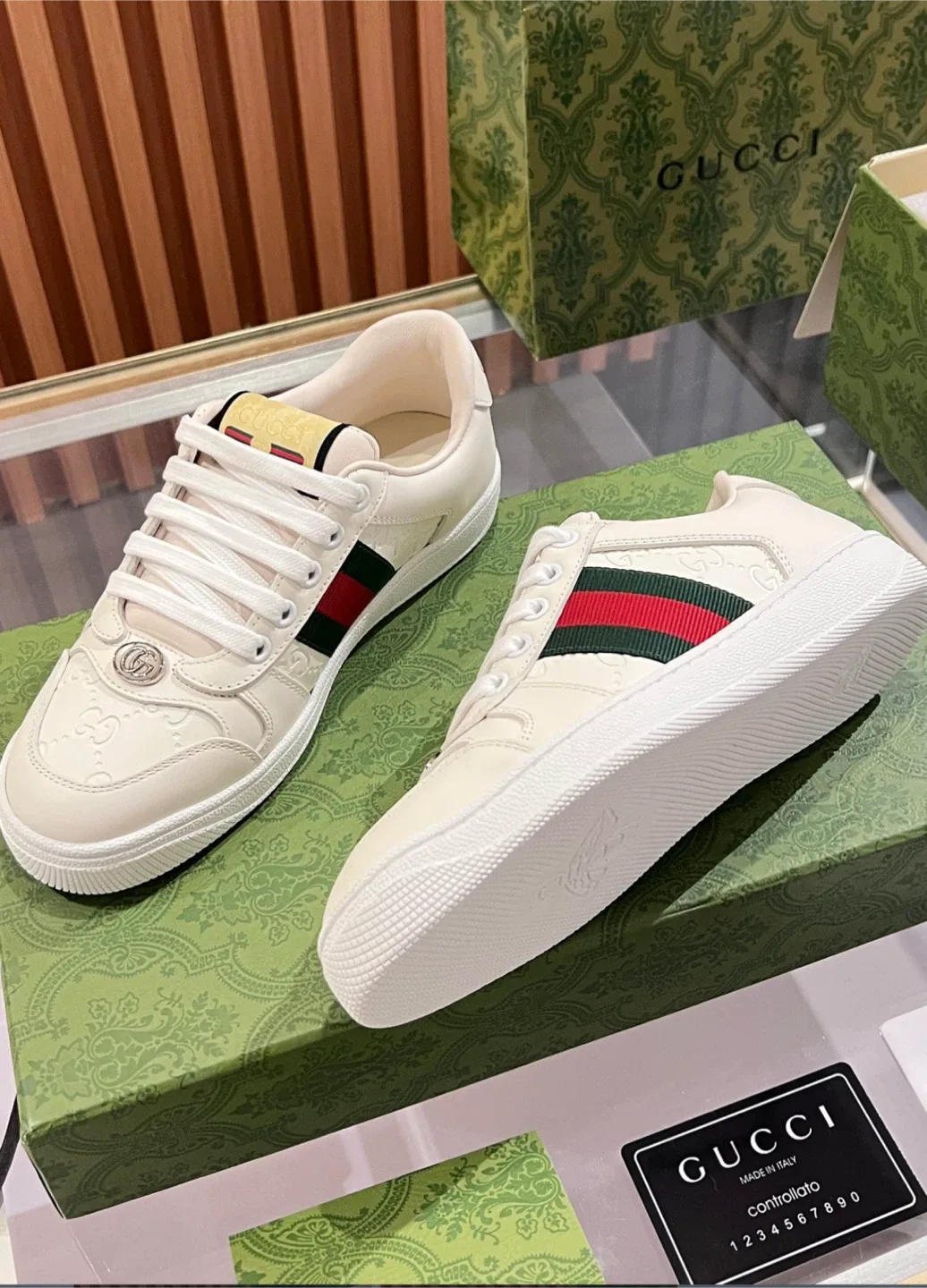 Gucci White Leather Sneakers image indicator(5)