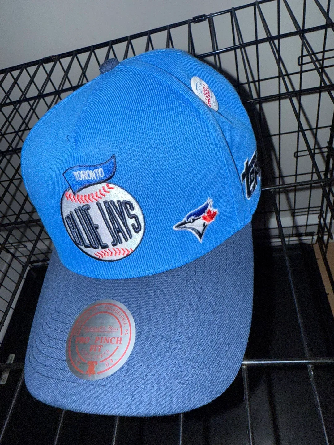 Toronto Blue Jays Mitchell & Ness Fitted Hat