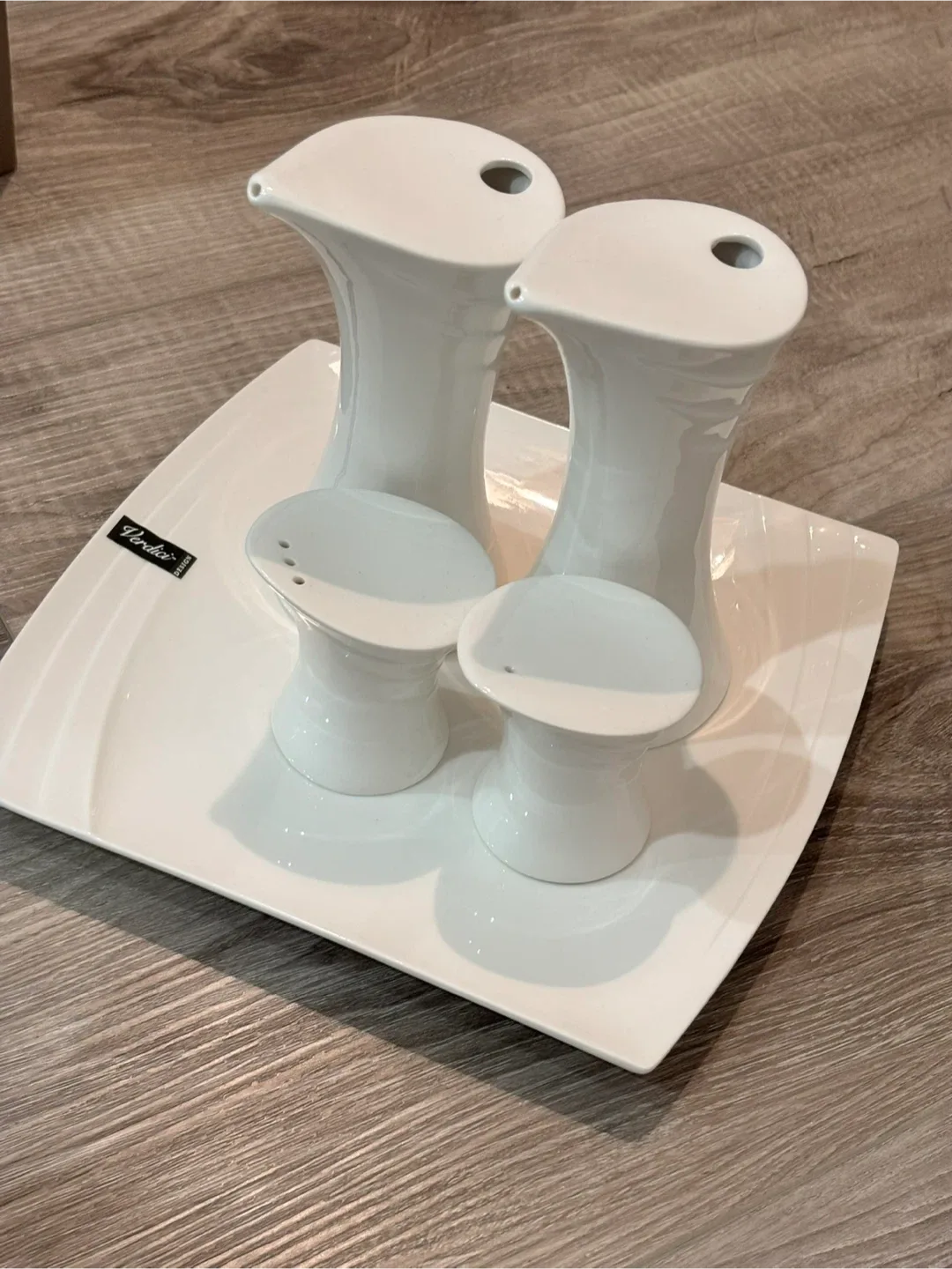 NEW Verdice Design White Condiment Set