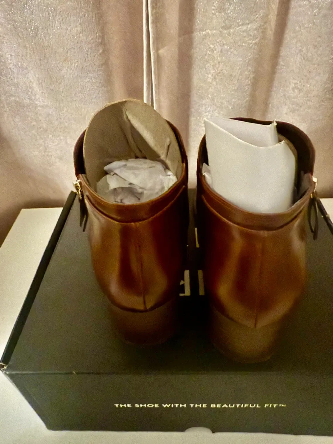 Naturalizer Karol Ankle Boots - Size 11W - Cinnamon image indicator(3)