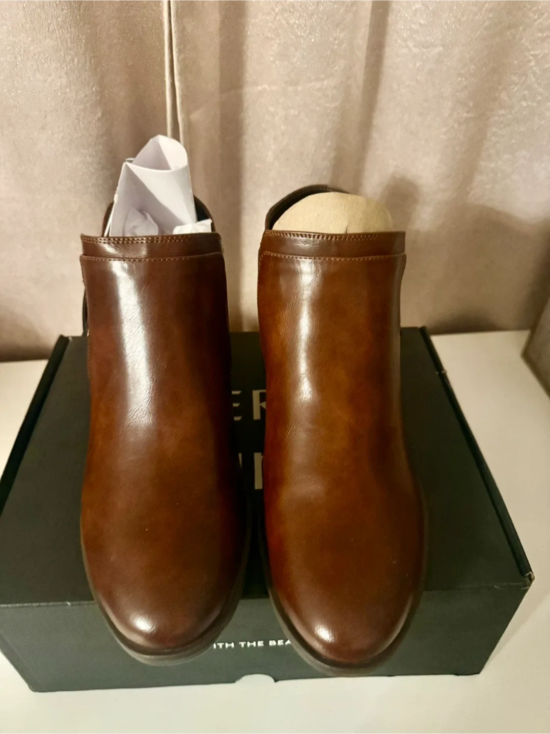 Naturalizer Karol Ankle Boots - Size 11W - Cinnamon image indicator(2)