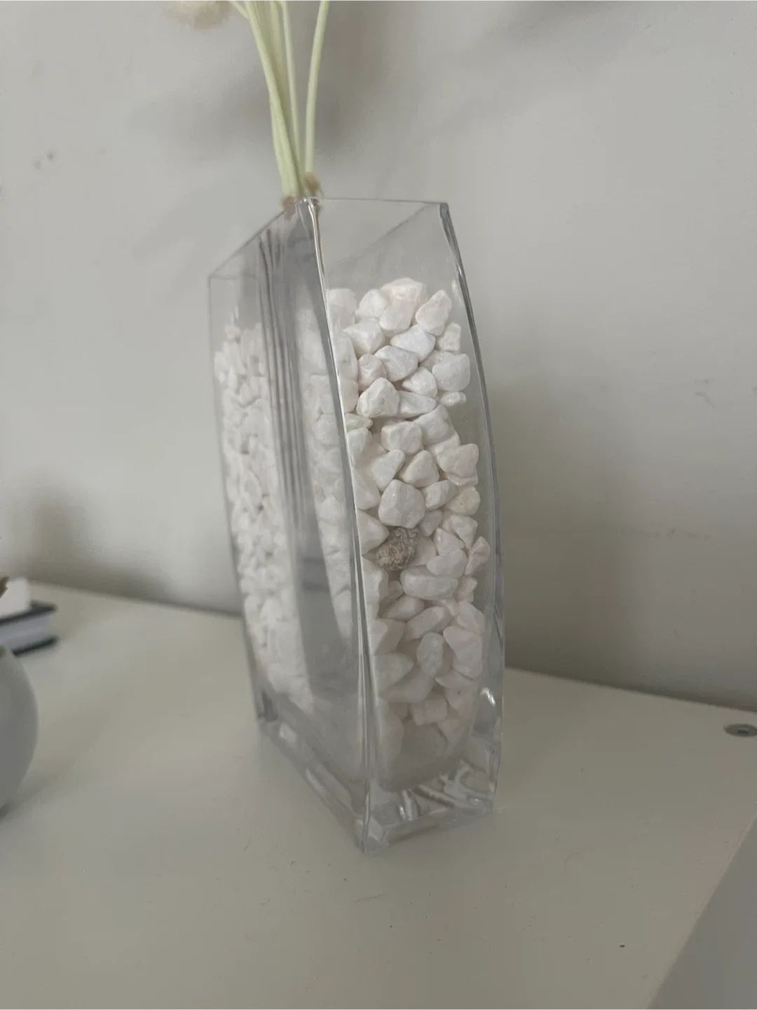 Decorative Vase with White Stones & Plant image indicator(3)