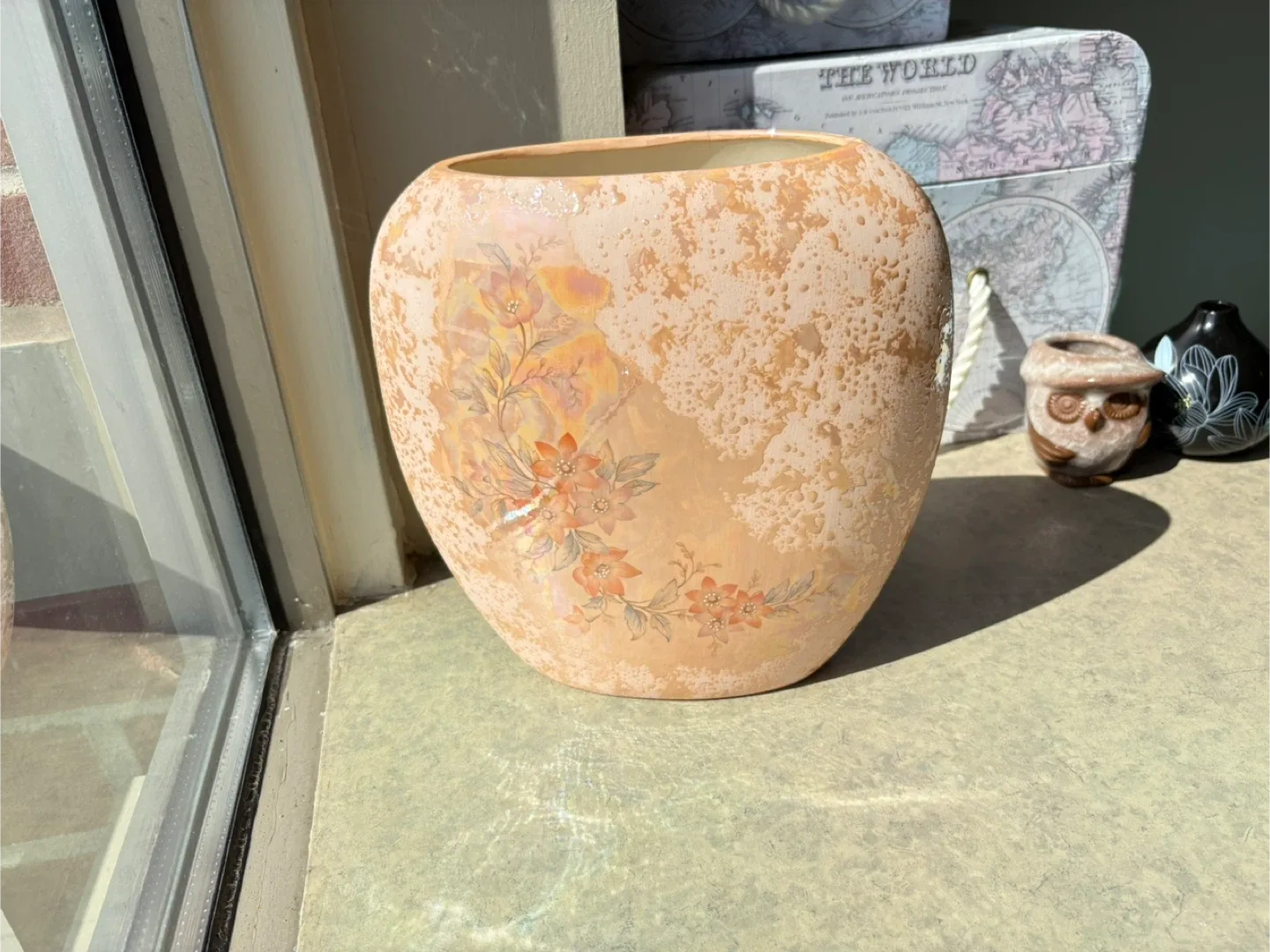 Assorted Decorative Vases and Trinket Boxes image indicator(5)