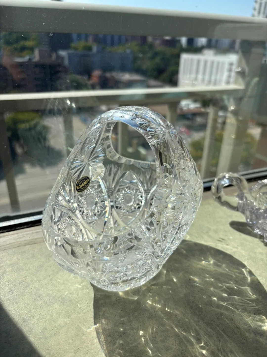 Crystal Vases & Bowls image indicator(3)