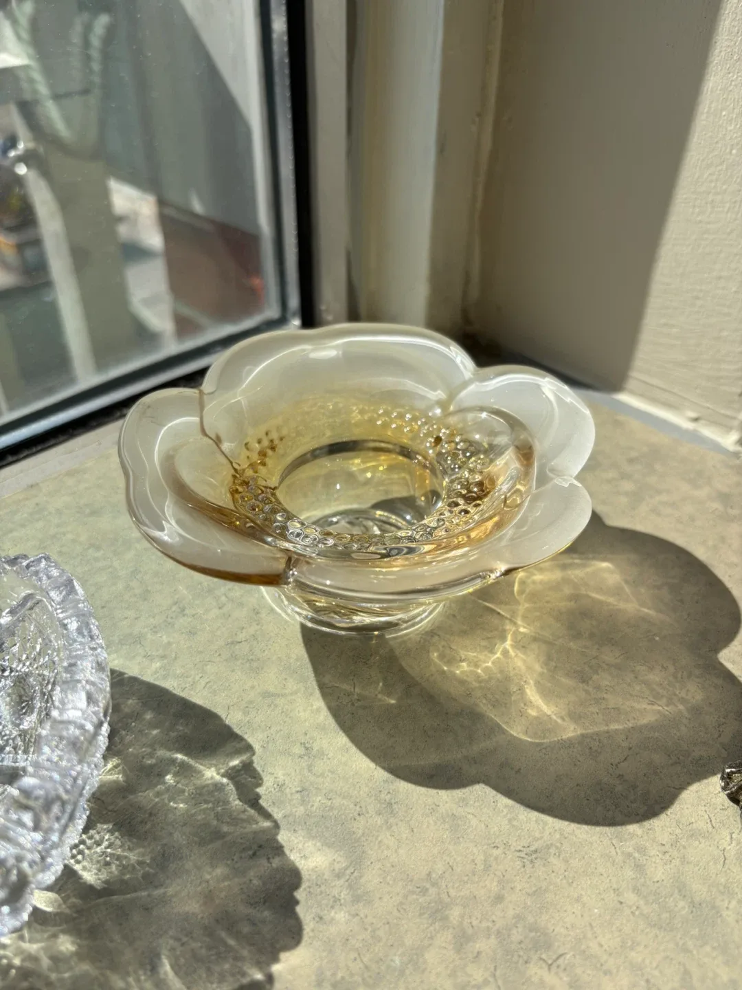 Crystal Vases & Bowls image indicator(5)