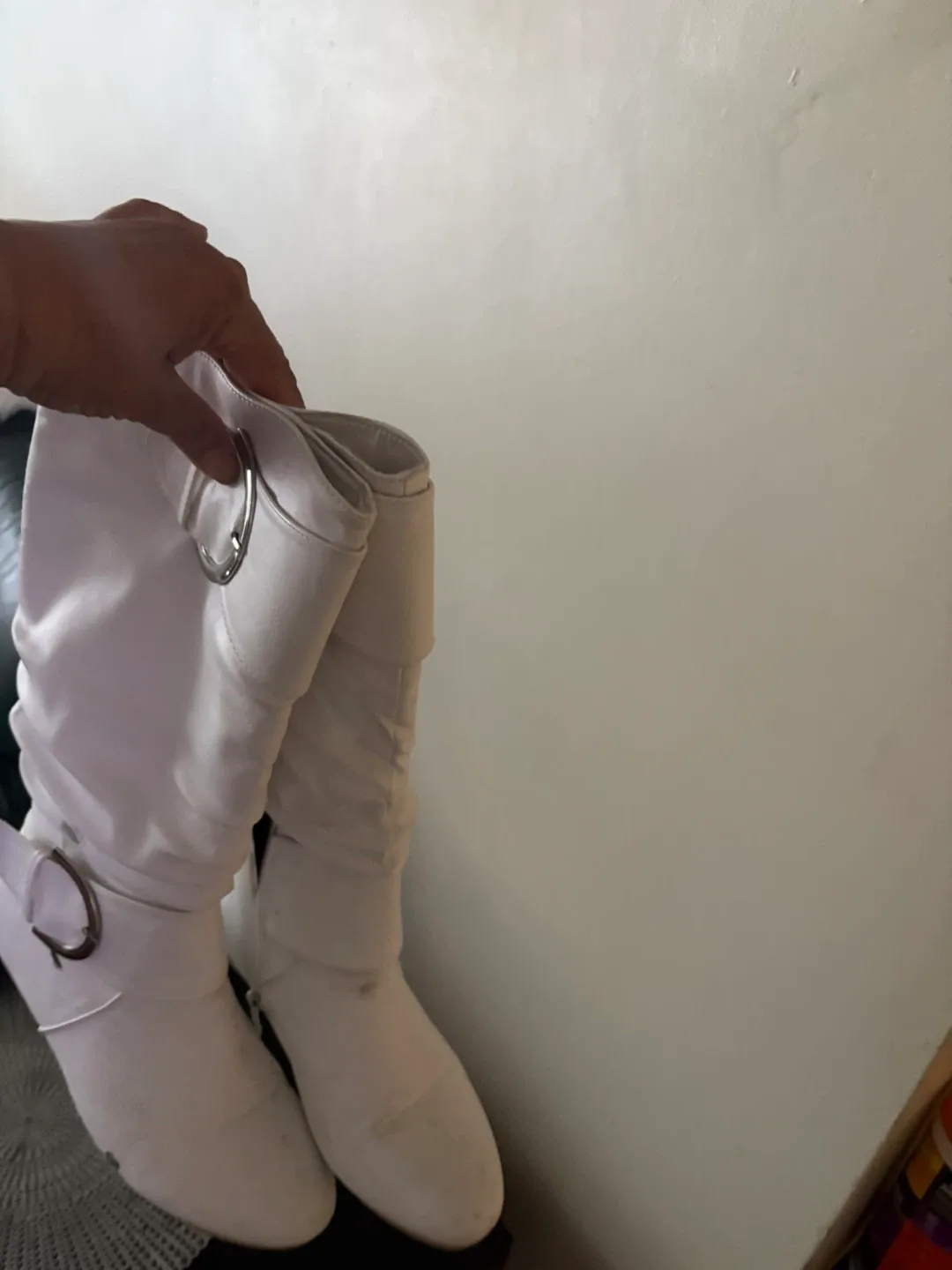 White Boots Size 8/30 thumbnail