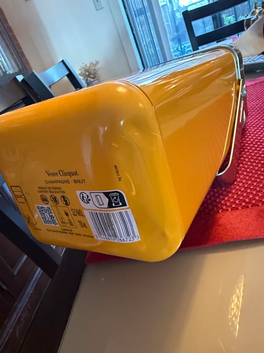 Veuve Clicquot Champagne Ice Jacket Cooler image indicator(4)