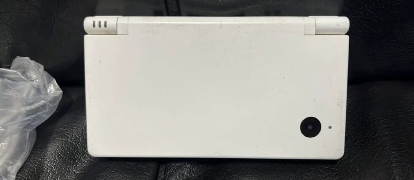 Nintendo DS White with Charger - photo 3