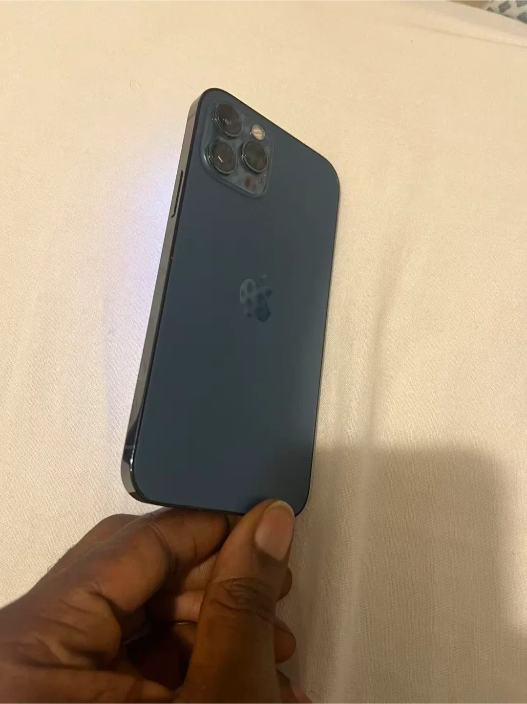 Apple iPhone 12 Pro - Blue image indicator(5)