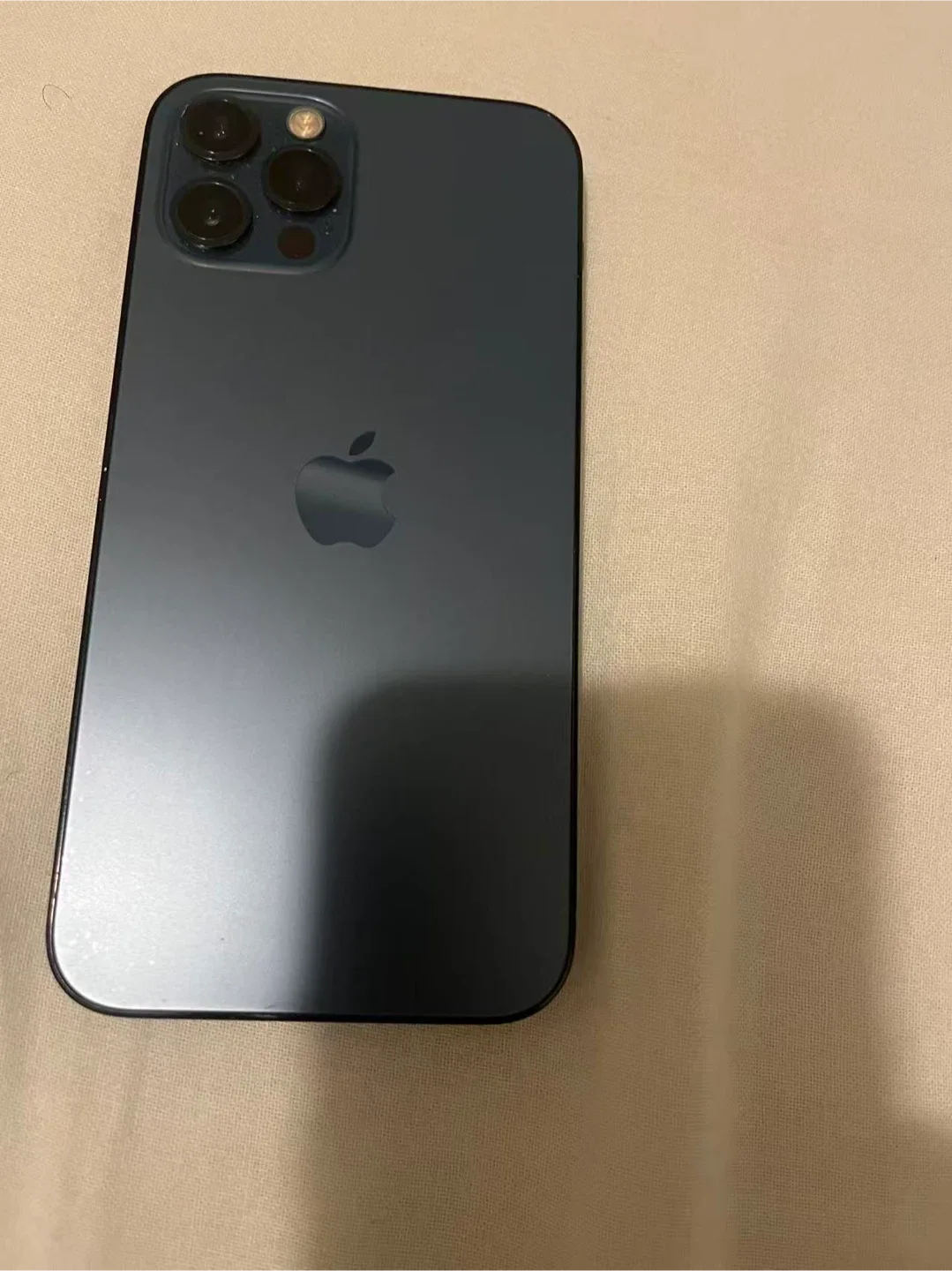 Apple iPhone 12 Pro - Blue image indicator(2)