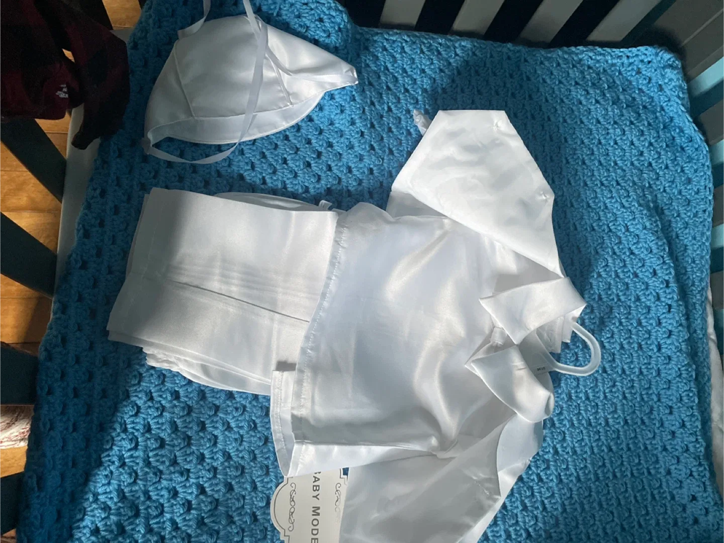 Baby Mode White Christening Outfit image indicator(2)