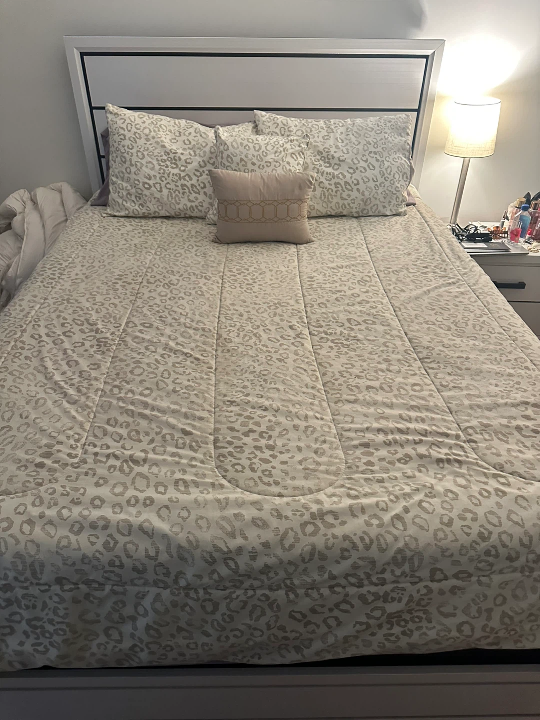 Queen matress and box spring