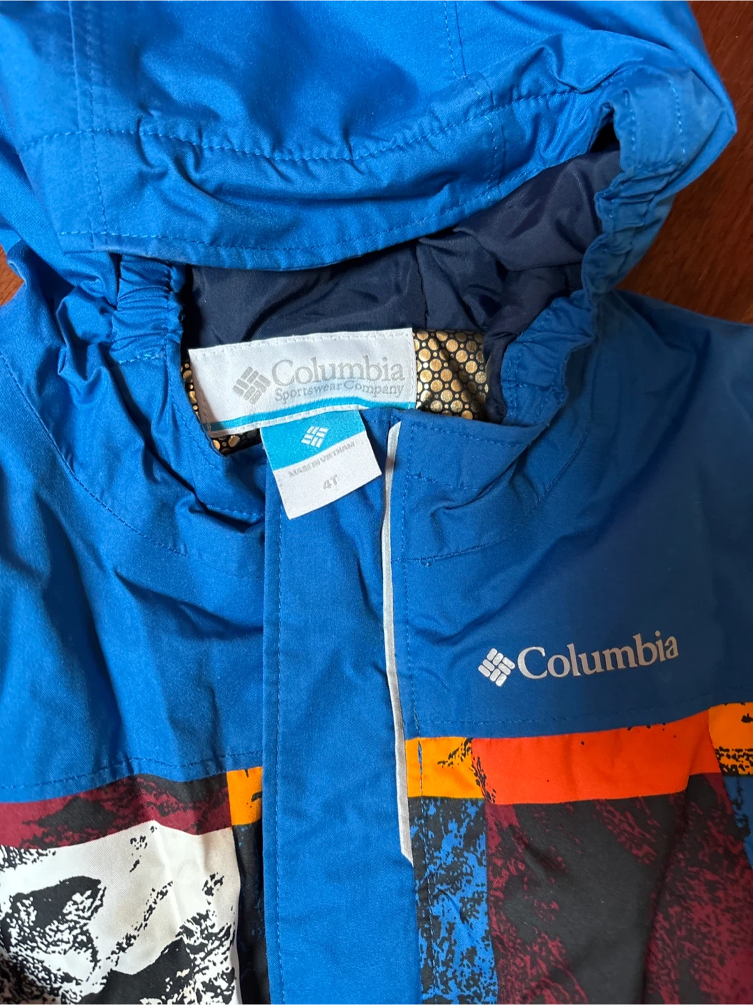 Columbia Snowsuit - Size 4T - photo 2