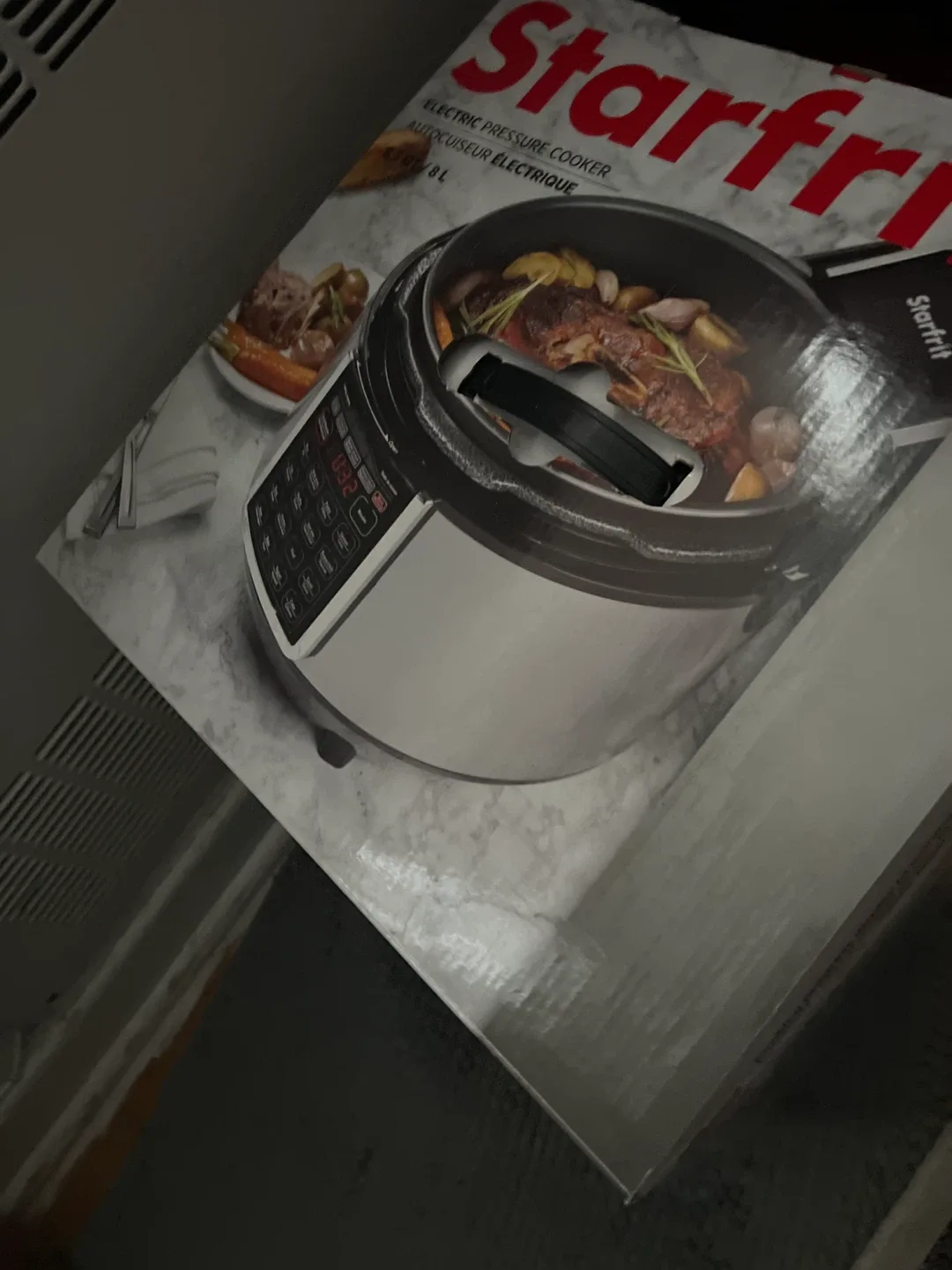 Starfrit Electric Pressure Cooker 8.5Qt - New in Box! image indicator(2)