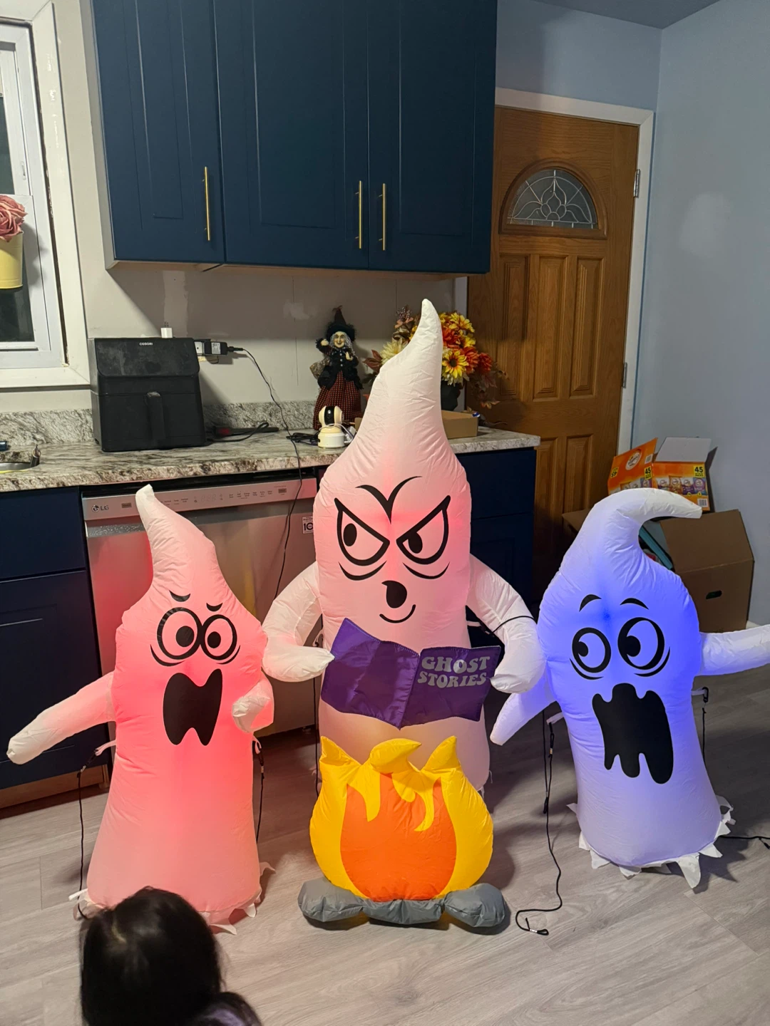 Halloween Inflatable Ghosts with Campfire check more pictures - photo 4