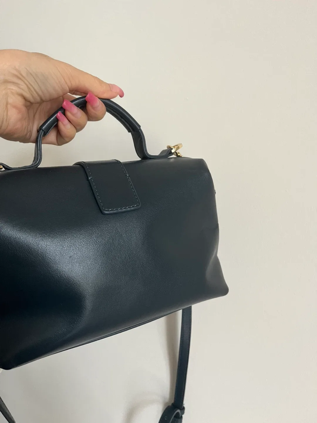 Navy Blue Doctor's Bag image indicator(3)