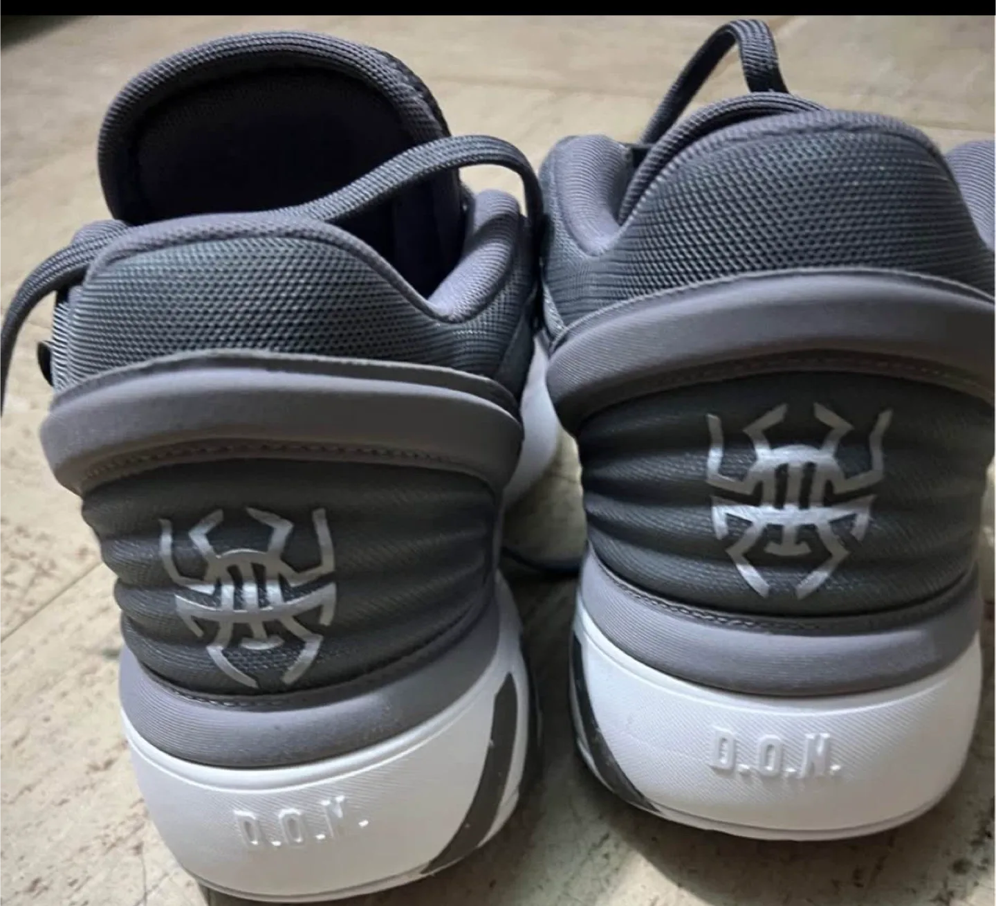 Adidas D.O.N. Issue #2 Gray, Size 6 US image indicator(2)