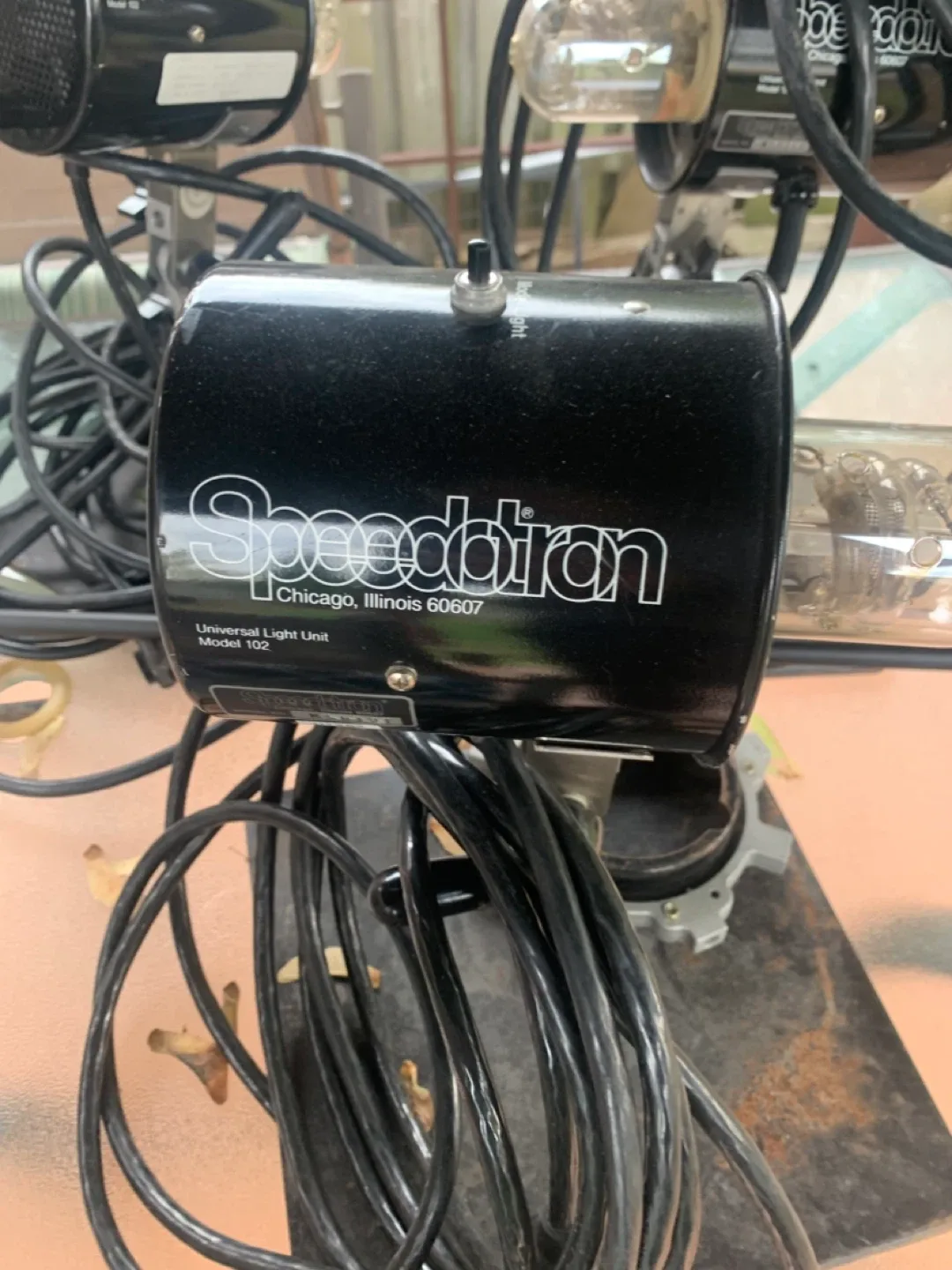 Speedotron Universal Light Unit Model 102 image indicator(2)