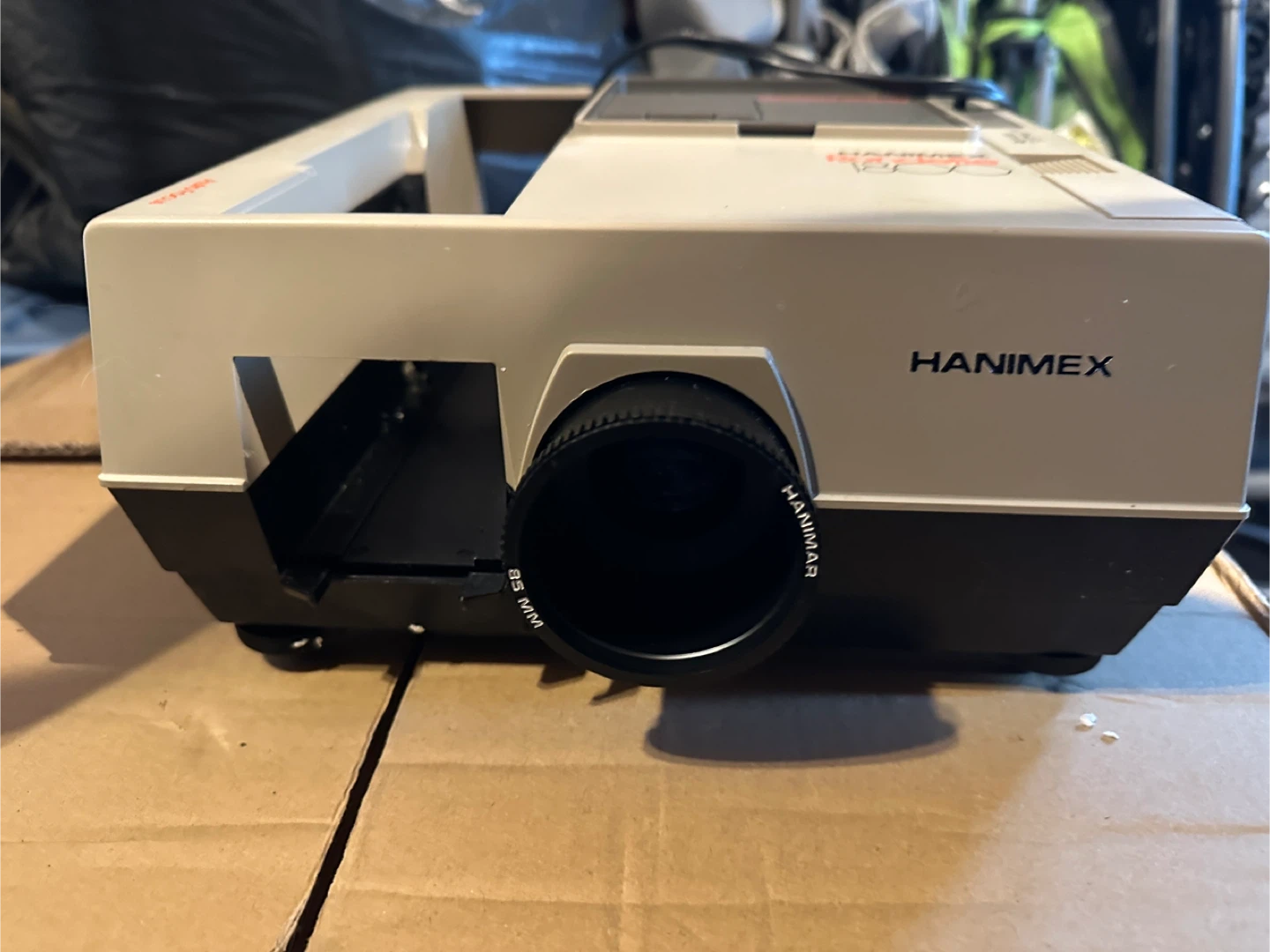 Hanimex Rondette 1800 Slide Projector - photo 2