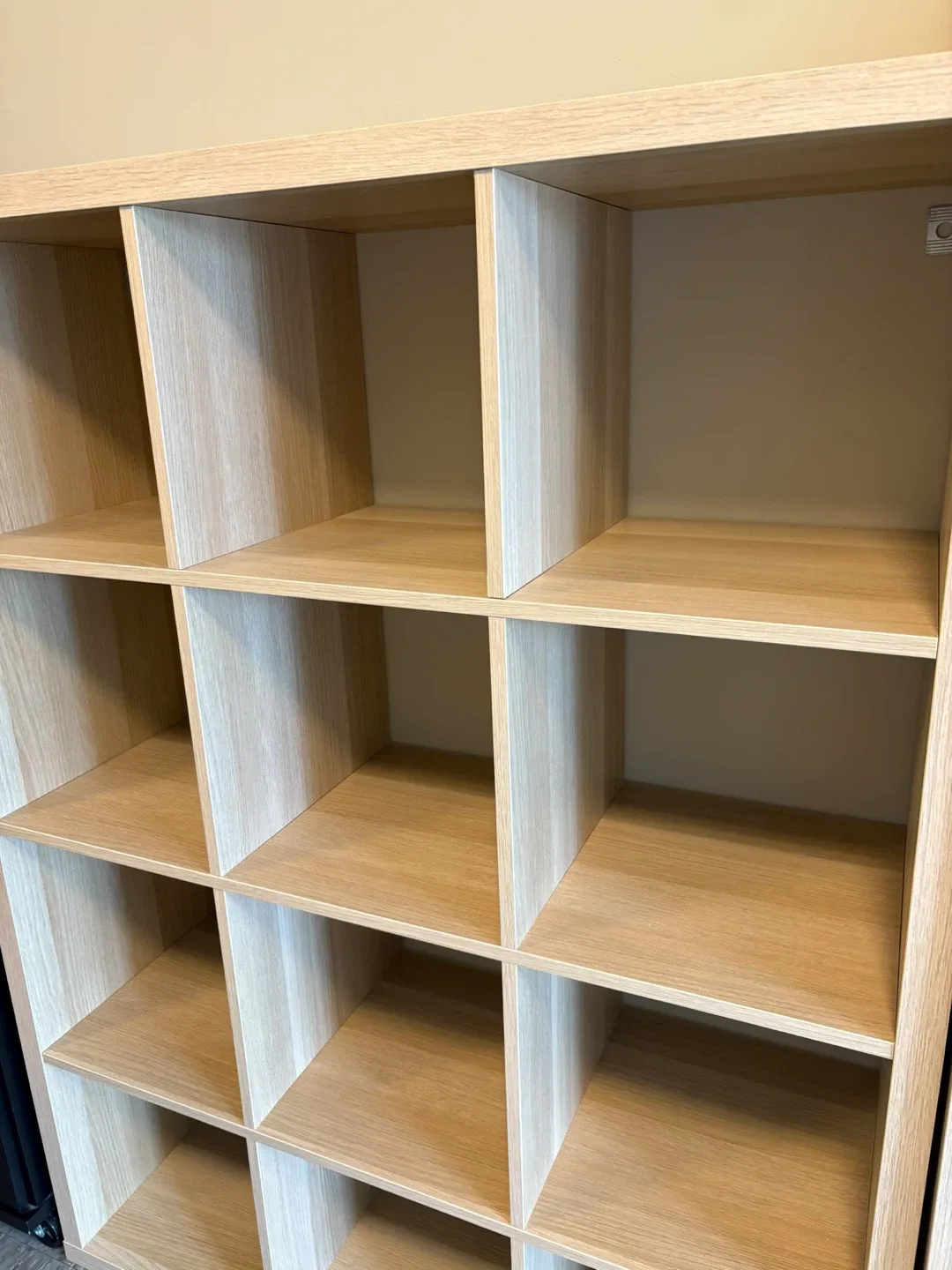 IKEA Kallax Shelf Unit - White Stained Oak Effect image indicator(4)