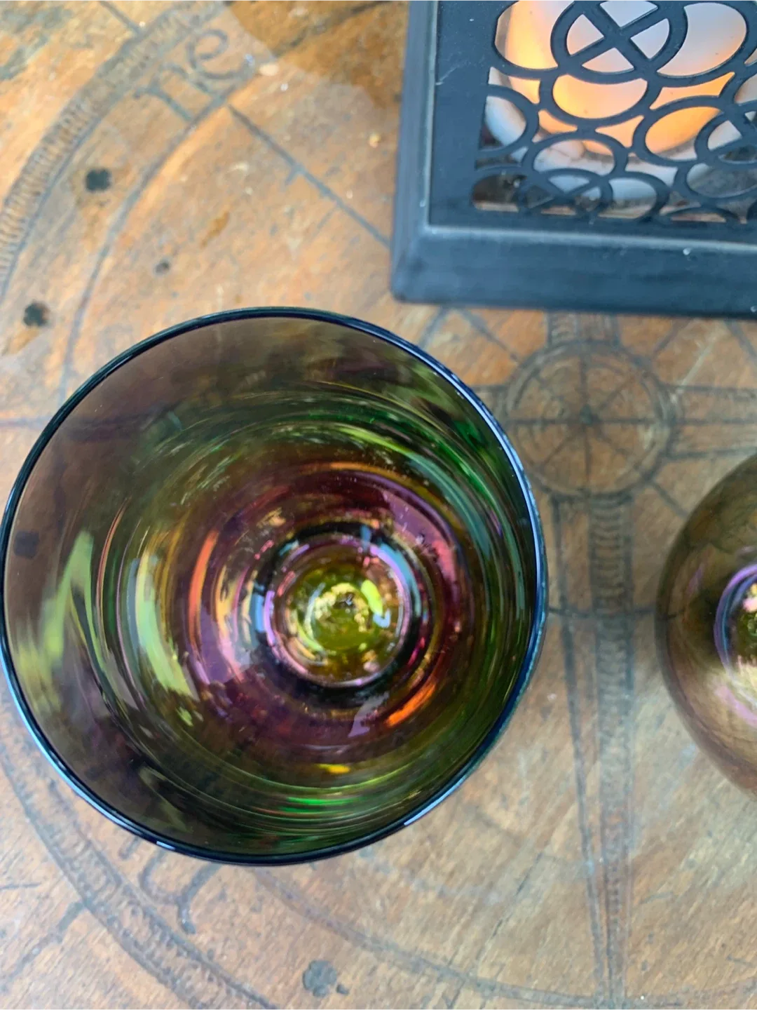 Iridescent Stemless Wine Glasses - Set of 2 image indicator(2)