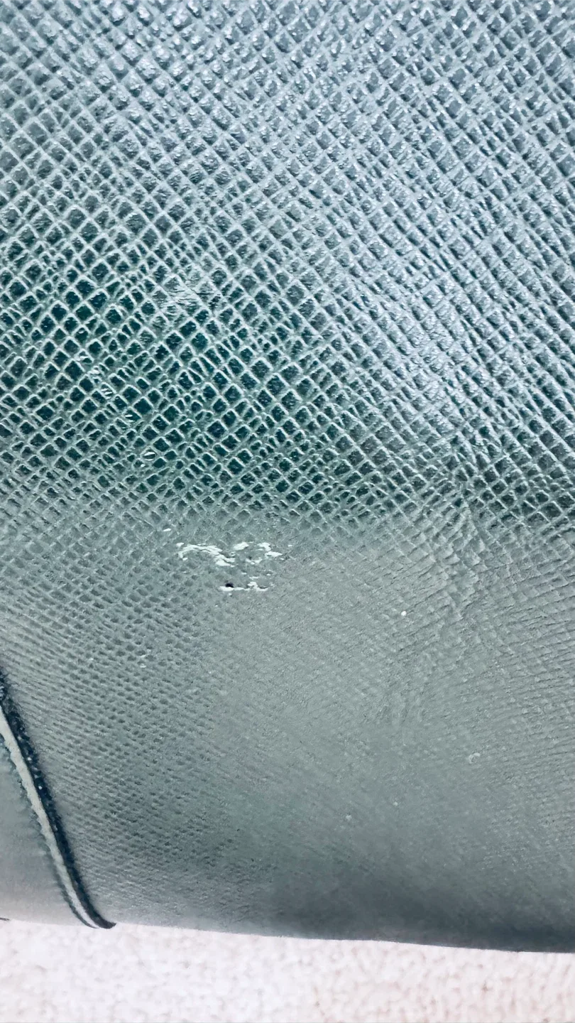 Louis Vuitton Keepall Bandouliere 50 Green image indicator(7)