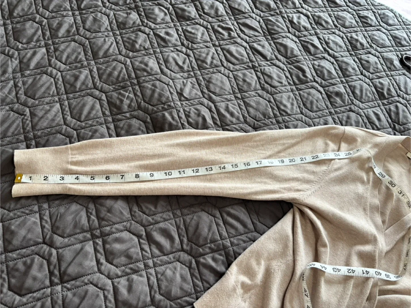 Banana Republic Cardigan, Size L image indicator(4)