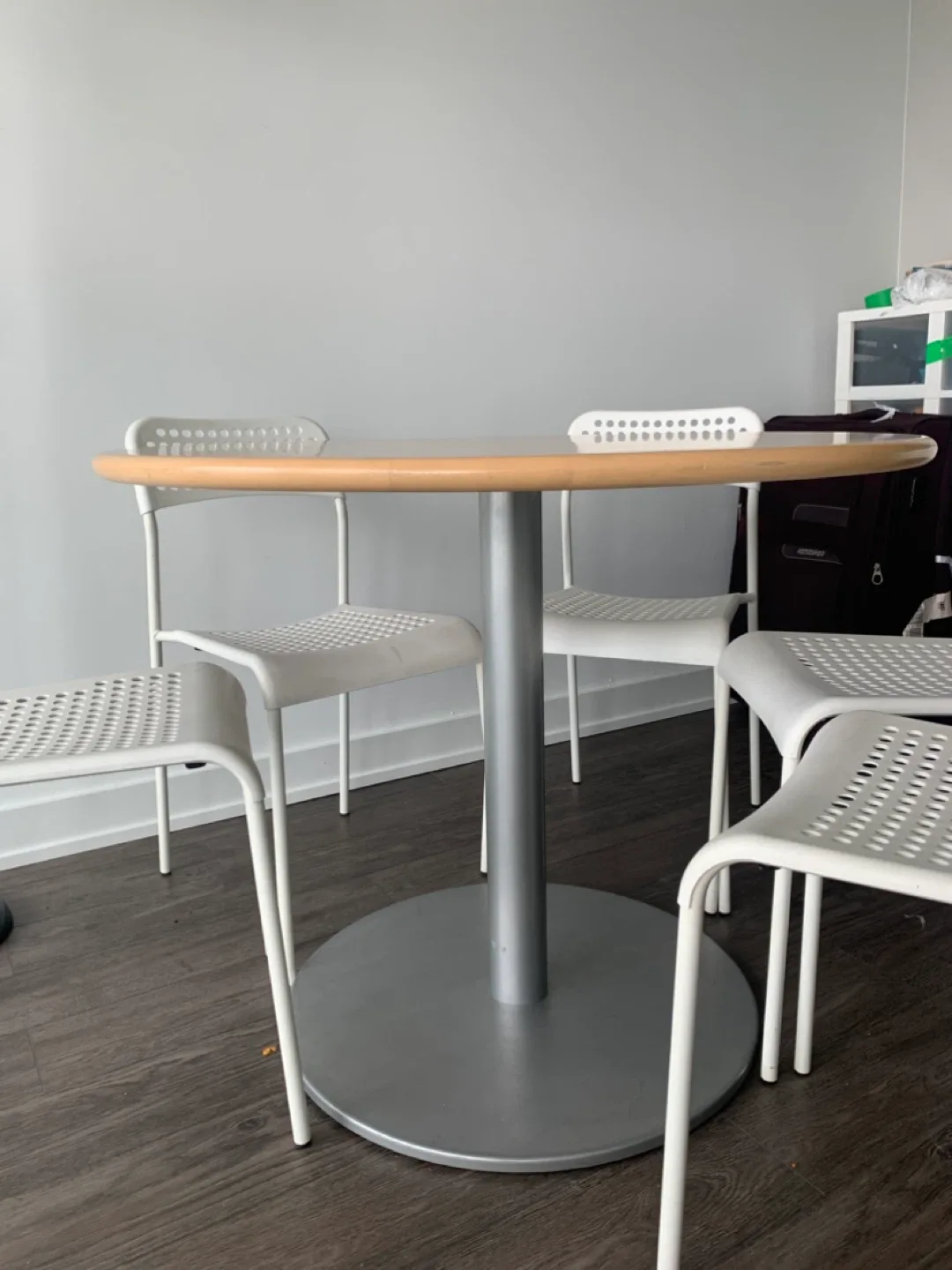 Round Dining Table with 4 White Ikea Chairs image indicator(2)