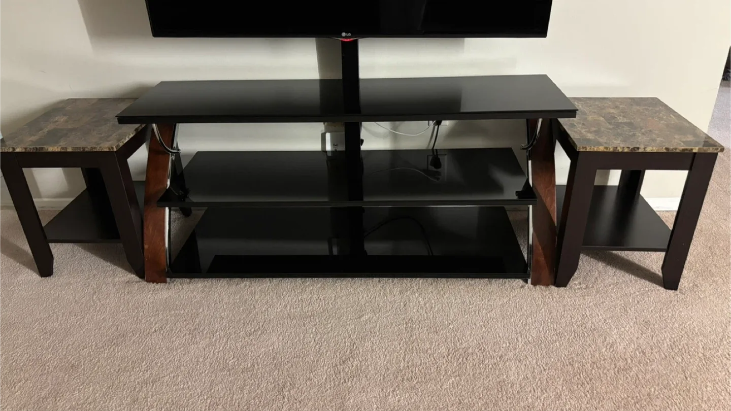 2 End Table with Faux Marble Top image indicator(5)