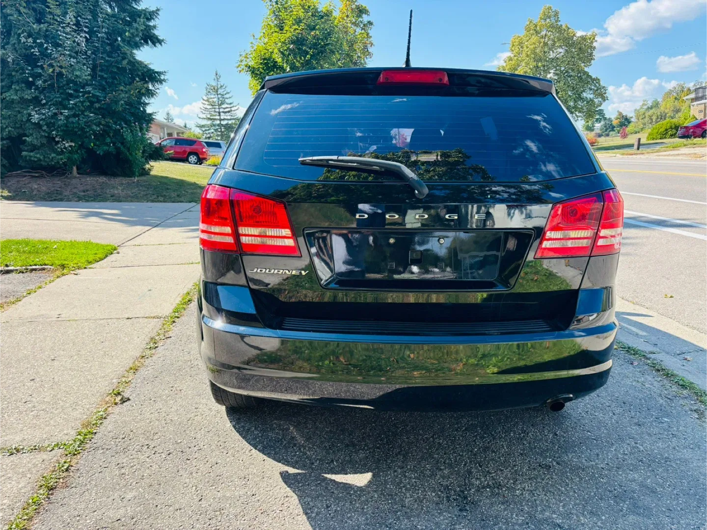 Black Dodge Journey image indicator(5)