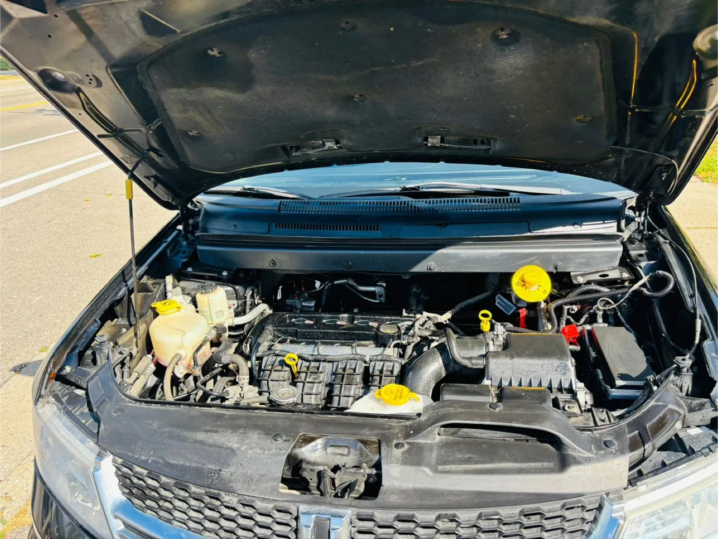 Black Dodge Journey image indicator(9)