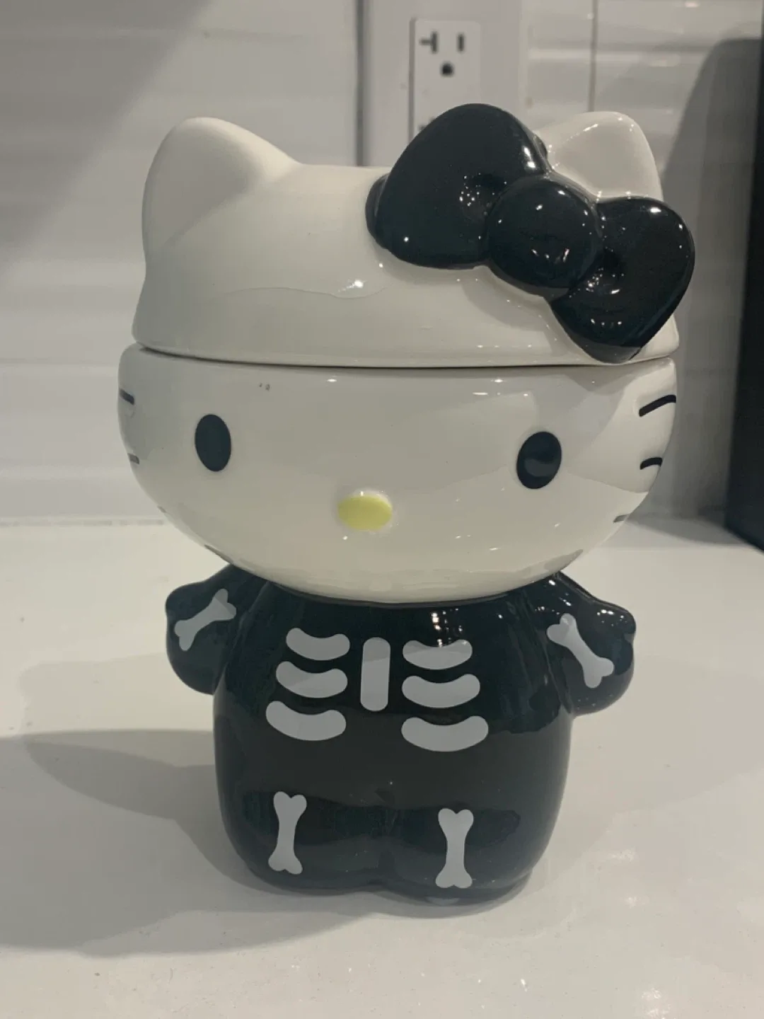 💙 New Hello Kitty Halloween Skeleton Ceramic Jar💙 thumbnail